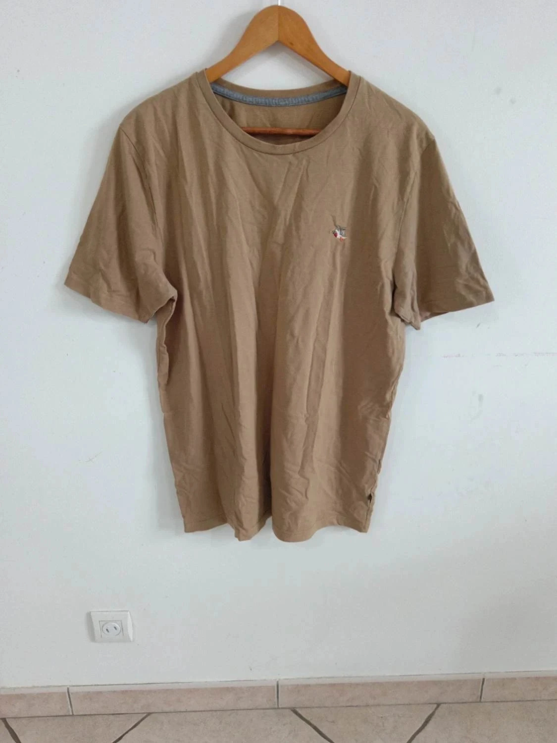 C129 t-shirt beige Chevignon XL